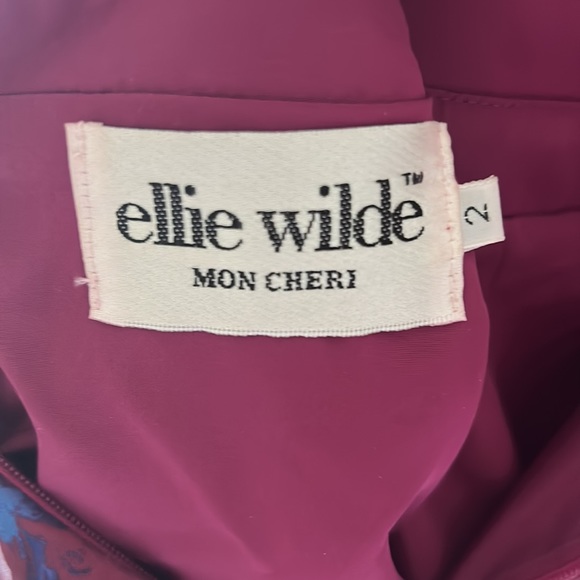 Mom Cheri Valentine’s dance dress, size 2, NWT - Picture 7 of 8